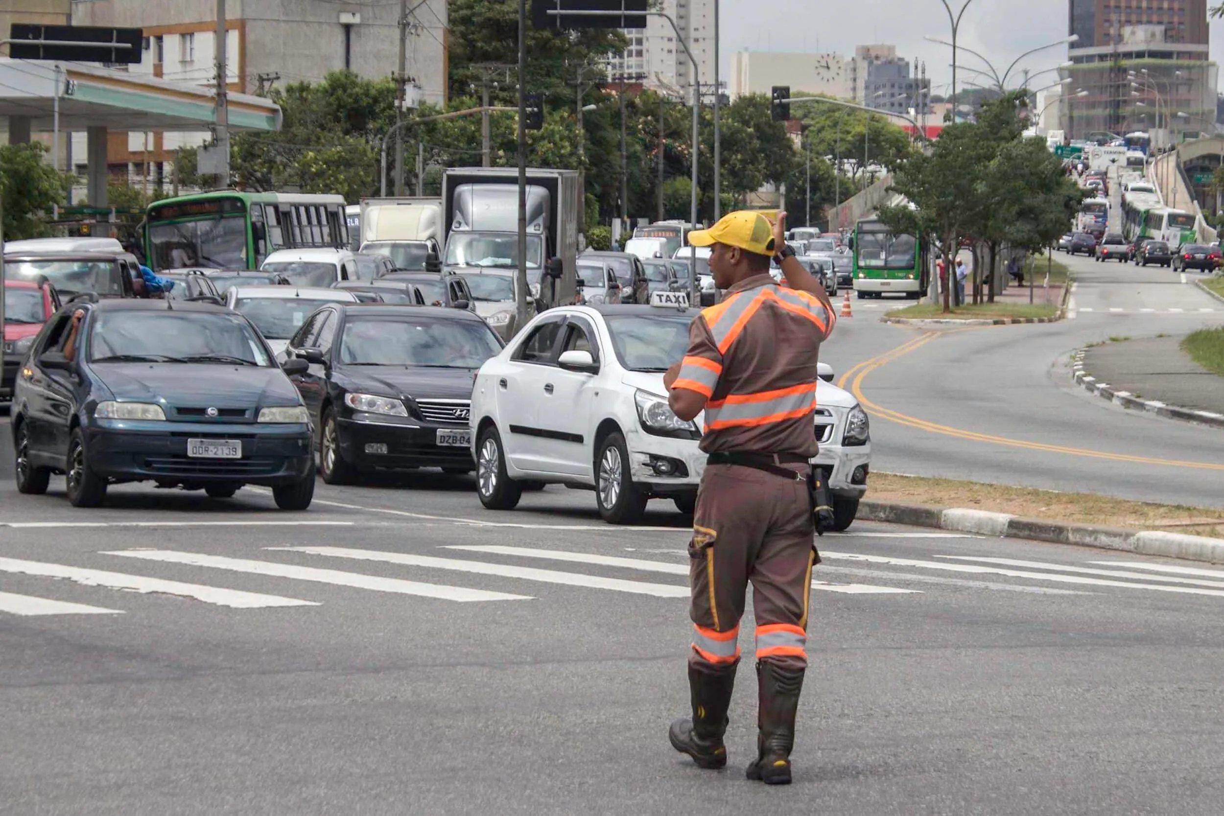 CET controle lei de trânsito